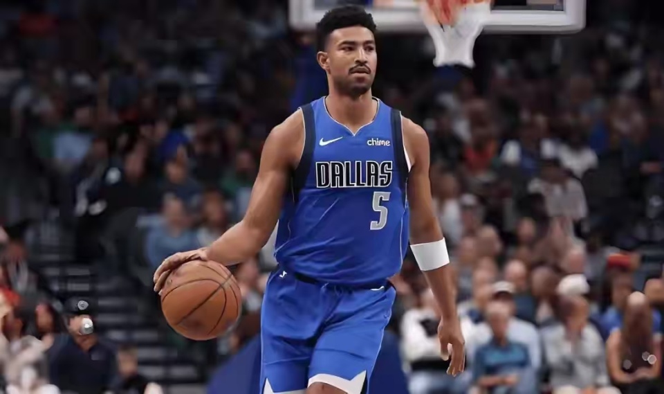 所以在核心, 麦考恩和埃, 个中锋球员