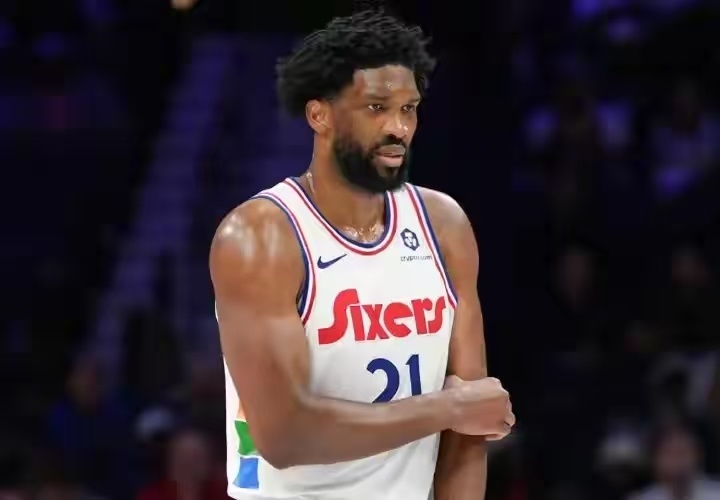 另外两位吉, nR, 吉迪是公牛